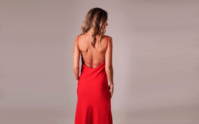 Обои картинки фото девушки, tara goddard, русая, платье