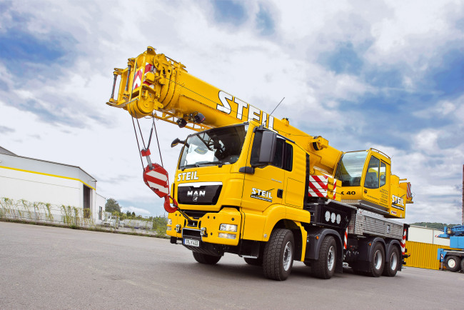 Обои картинки фото автомобили, man