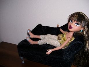 Картинка разное bratz куклы