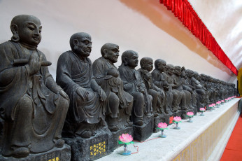 Картинка разное рельефы статуи музейные экспонаты скульптуры