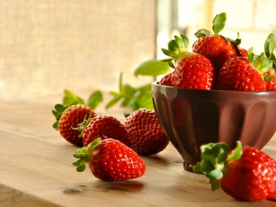 Картинка еда клубника +земляника ягоды