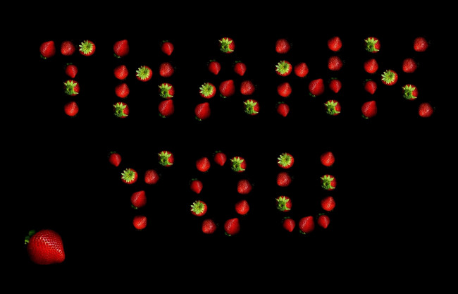 Обои картинки фото еда, клубника,  земляника, темнеый