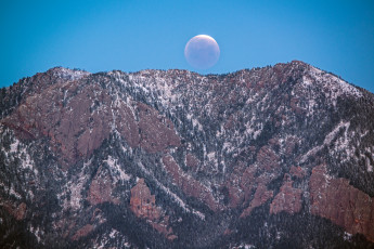 Картинка природа горы вечер луна небо гора