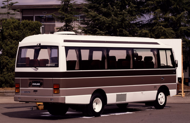 Обои картинки фото автомобили, автобусы, nissan