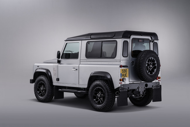 Обои картинки фото автомобили, land-rover, 2015г, land, rover, 2000000th, defender, 90