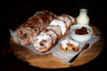 Картинка еда хлеб +выпечка молоко пончики