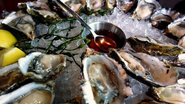 Обои картинки фото еда, рыба,  морепродукты,  суши,  роллы, моллюски