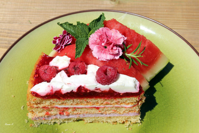 Обои картинки фото еда, разное, пирожное, малина, арбуз, мята