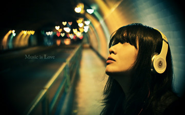 Картинка музыка -другое взгляд девушка лицо наушники