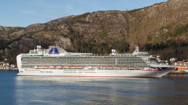 Обои картинки фото azura, корабли, лайнеры, круиз, лайнер