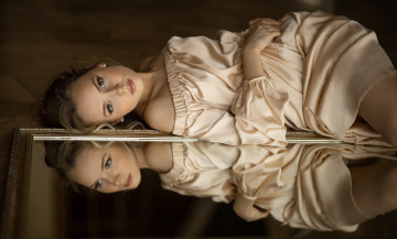 Картинка катя+халперт девушки катерина+крестинина+ девушка женщина шатенка темноволосая сексуальная модель звезда позирует разная обувь верхняя стильная одежда нижнее эротическое бельё трусы лифчик колготки чулки аксессуары макияж и множество элементов на фотографии