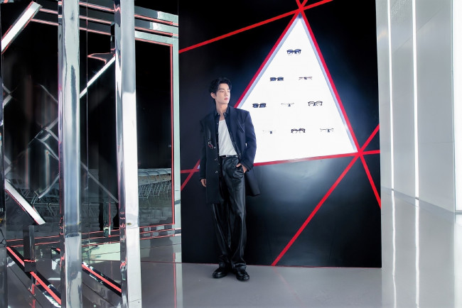 Обои картинки фото мужчины, xiao zhan, актер, пальто, очки