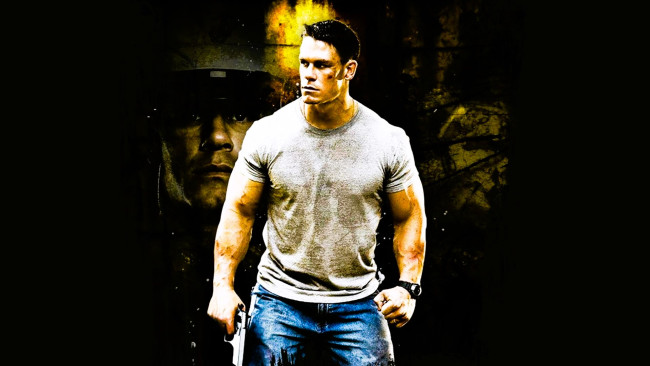 Обои картинки фото кино фильмы, the marine, мужчина, футболка, джинсы, пистолет, лицо, каска, спецназ