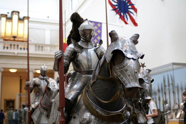 Обои картинки фото оружие, доспехи, конь, рыцарь, флаг