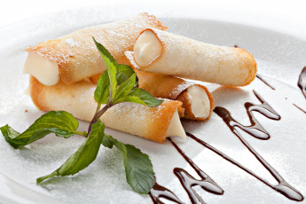 Картинка еда мороженое +десерты шоколад трубочки десерт