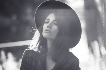 Картинка календари компьютерный+дизайн 2019 calendar женщина девушка шляпа