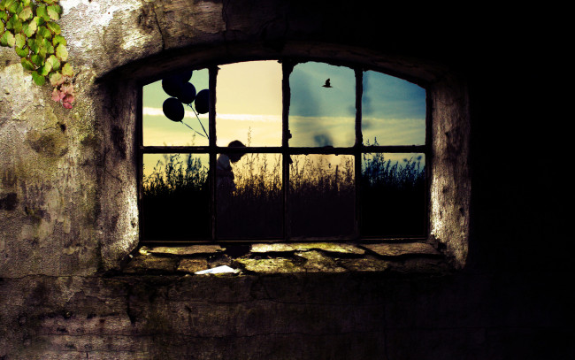 Обои картинки фото разное, люди, окно, трава, девочка, шары