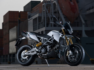 Картинка мотоциклы aprilia