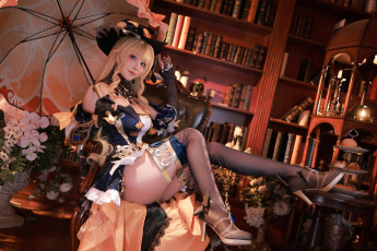 Картинка косплей+модель девушки shui+miao+aqua девушка женщина блондинка светловолосая сексуальная модель звезда позирует разная обувь верхняя стильная одежда нижнее эротическое бельё трусы лифчик колготки чулки аксессуары макияж и множество элементов на фотографии