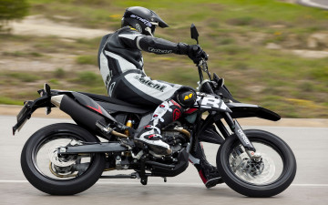 Картинка мотоциклы derbi