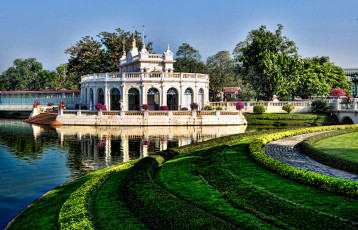 Картинка города здания дома парк