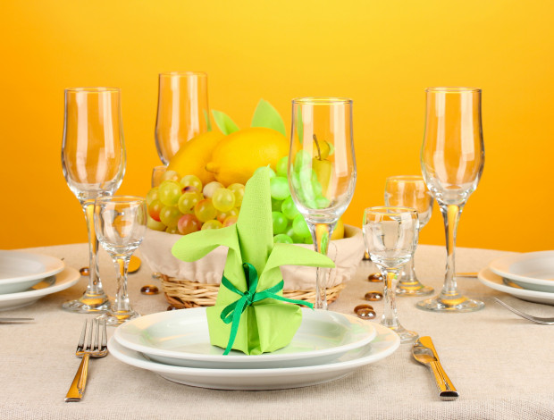 Обои картинки фото разное, посуда,  столовые приборы,  кухонная утварь, цитрусы, фрукты, салфетка