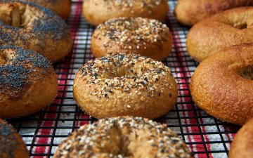 Картинка еда пирожные +кексы +печенье кунжут донаты мак десерт выпечка пончики