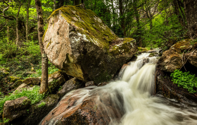 Обои картинки фото природа, водопады, водопад, река, лес