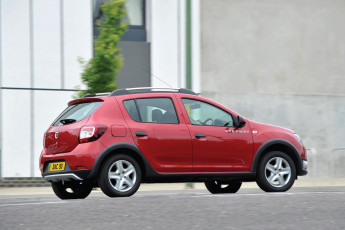 Картинка автомобили dacia sandero uk-spec stepway