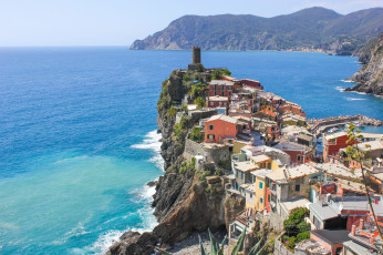 Картинка vernazza+-+cinque+terre+ italy города -+панорамы поселок побережье