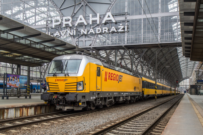 Обои картинки фото техника, электровозы, состав, локомотив