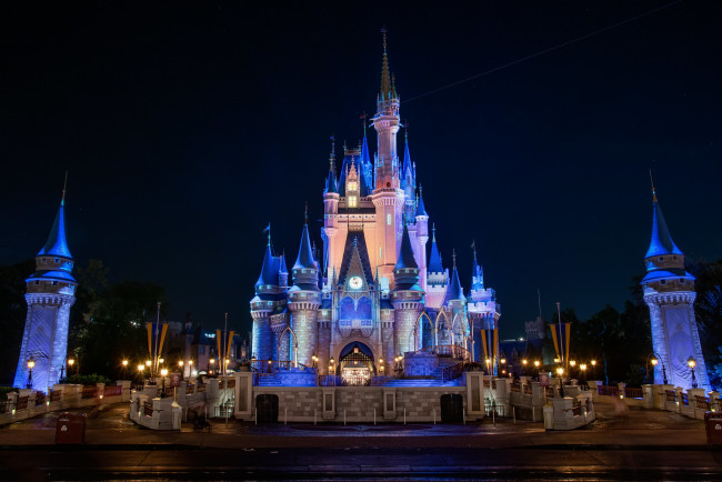 Обои картинки фото города, диснейленд, простор