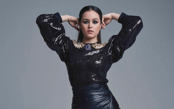 Картинка hayley+orrantia девушки -+брюнетки +шатенки hayley orrantia