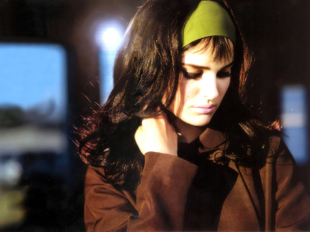 Обои картинки фото девушки, natalie portman, актриса, шатенка, пальто