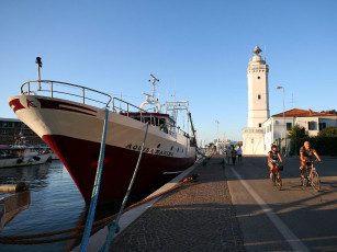 Картинка корабли порты причалы