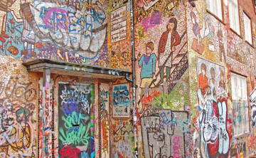 Картинка разное граффити дверь