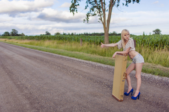 Обои картинки фото -Unsort Блондинки, девушки, unsort, блондинки, дорога, девушка