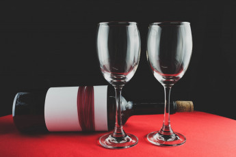 Картинка еда напитки +вино бутылка стакан