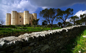Картинка castel+del+monte +puglia +italy города замки+италии italy puglia castel del monte