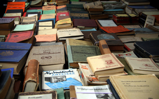 Обои картинки фото разное, канцелярия,  книги, букинистика