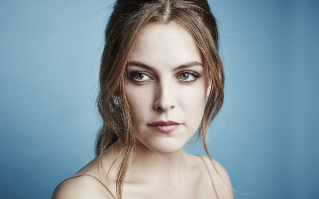 Обои картинки фото девушки, -unsort , лица,  портреты, блондинка, лицо, riley, keough