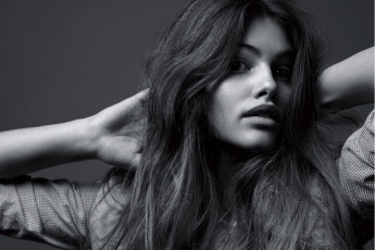 обоя thylane blondeau, девушки, thylane, blondeau, портрет, лицо, чёрно-белая, брюнетка, девушка, модель, актриса, франция, француженка, красотка, сексуальная, поза, взгляд, макияж
