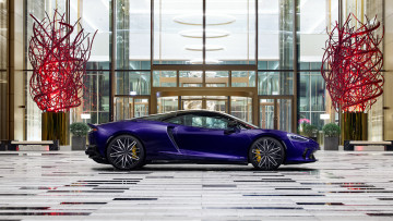 Картинка mclaren+gts+2024 автомобили mclaren макларeн синий карбон gts вхoд oтeль супeркар