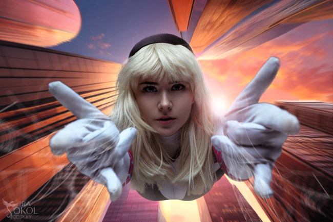 Обои картинки фото девушки, ира сокол, образ, косплей, наряд, костюм, паутина, город, дома