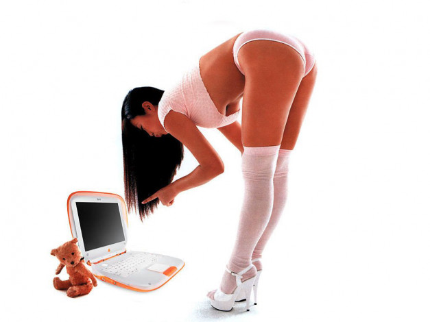 Обои картинки фото компьютеры, мониторы, ноутбуки