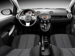 Картинка автомобили спидометры торпедо