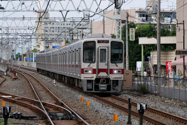 Обои картинки фото техника, электрички, рельсы, электричка