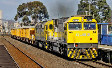 Картинка техника поезда железная дорога рельсы грузовой состав вагоны локомотив