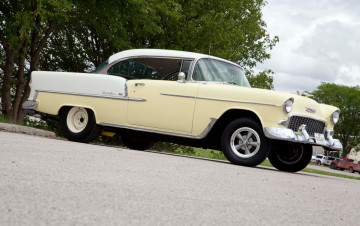 Картинка автомобили выставки+и+уличные+фото chevrolet