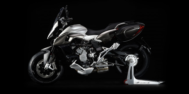 Обои картинки фото мотоциклы, mv agusta, mv, agusta